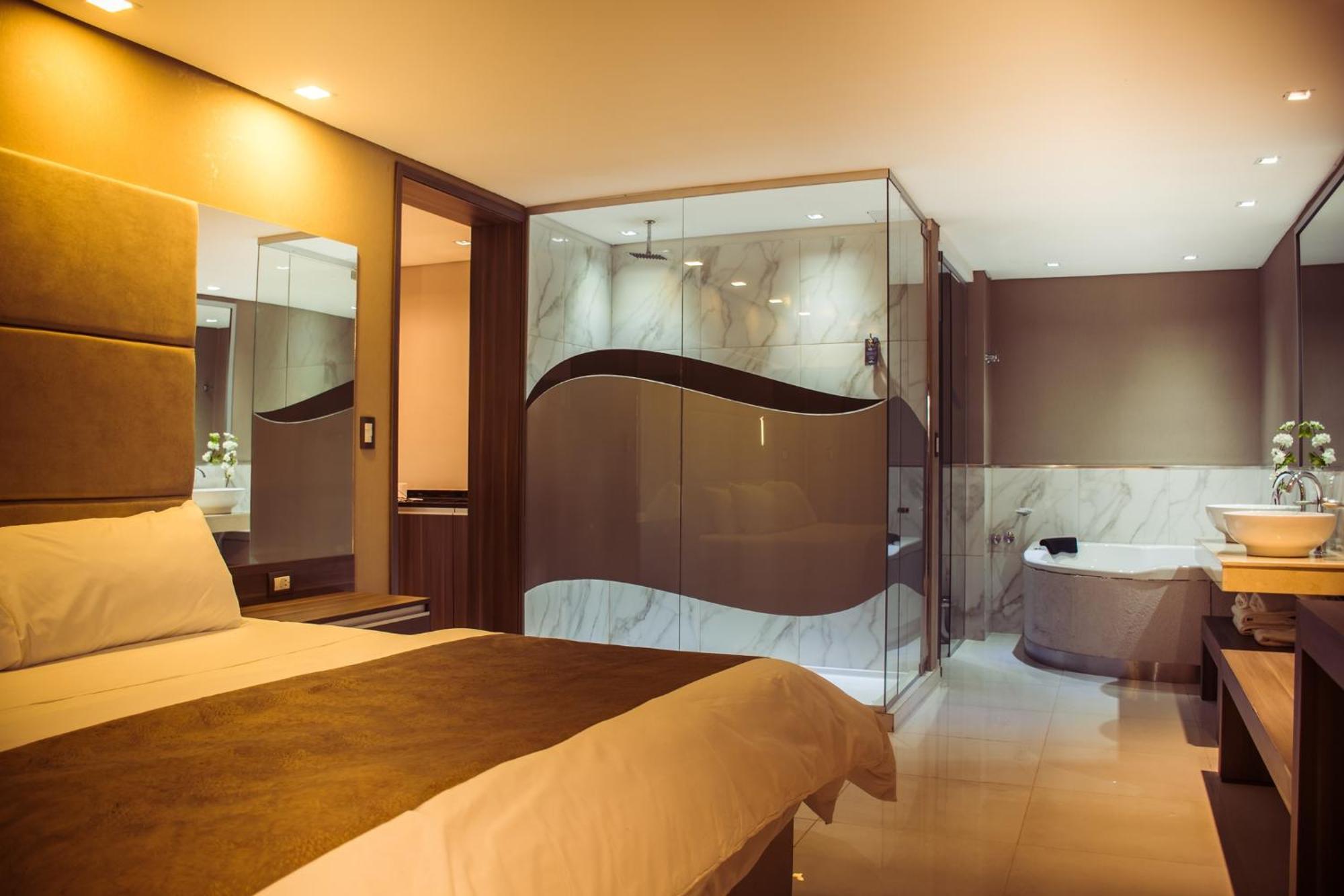 Presidential Suite,1220321830:JPEG