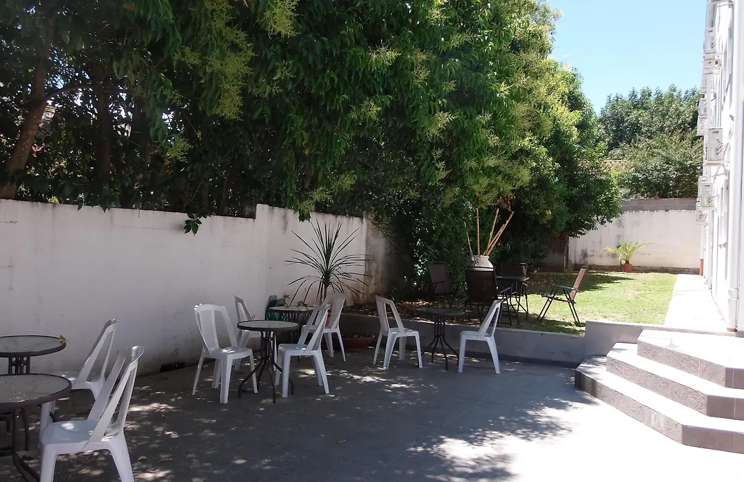 Hotel Pinar del Lago-1
