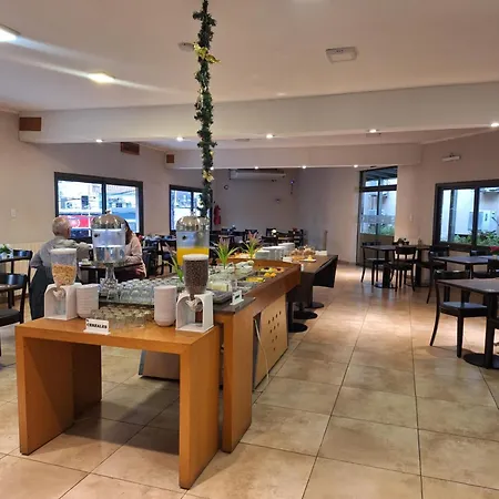 Hotel Hurlingham-3