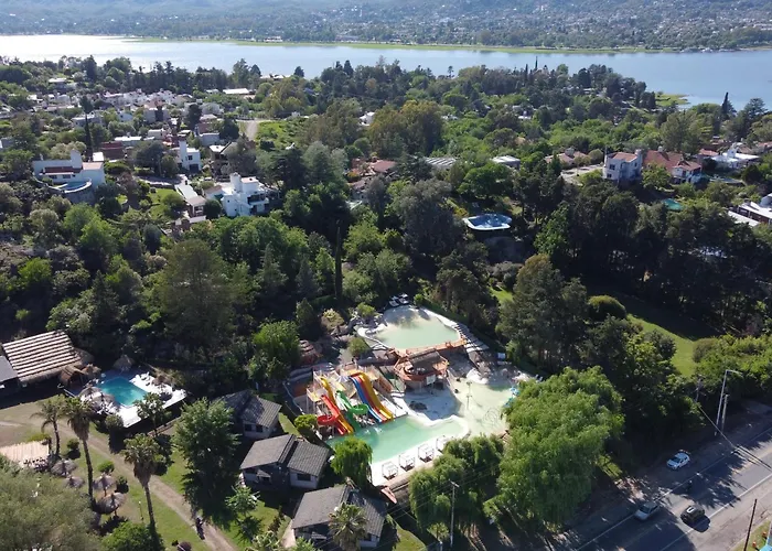 Hotel y Cabañas Capri Villa Carlos Paz